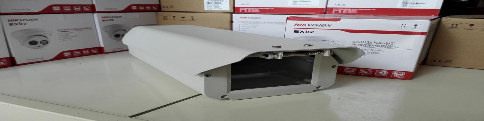 陜西華諾訊網(wǎng)絡(luò)科技有限公司致力于西安安防監(jiān)控系統(tǒng)，專(zhuān)業(yè)打造可信賴(lài)的安防監(jiān)控施工品牌，為廣大企業(yè)提供監(jiān)控